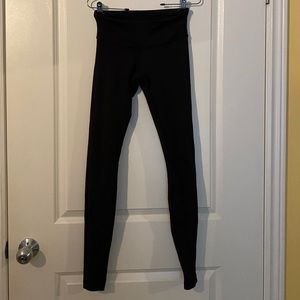Black lululemon leggings